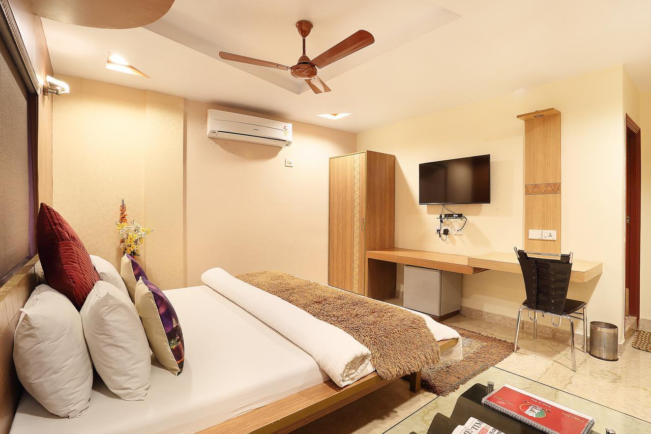 Hotel Narayani Enclave Kolkata Bagian luar foto