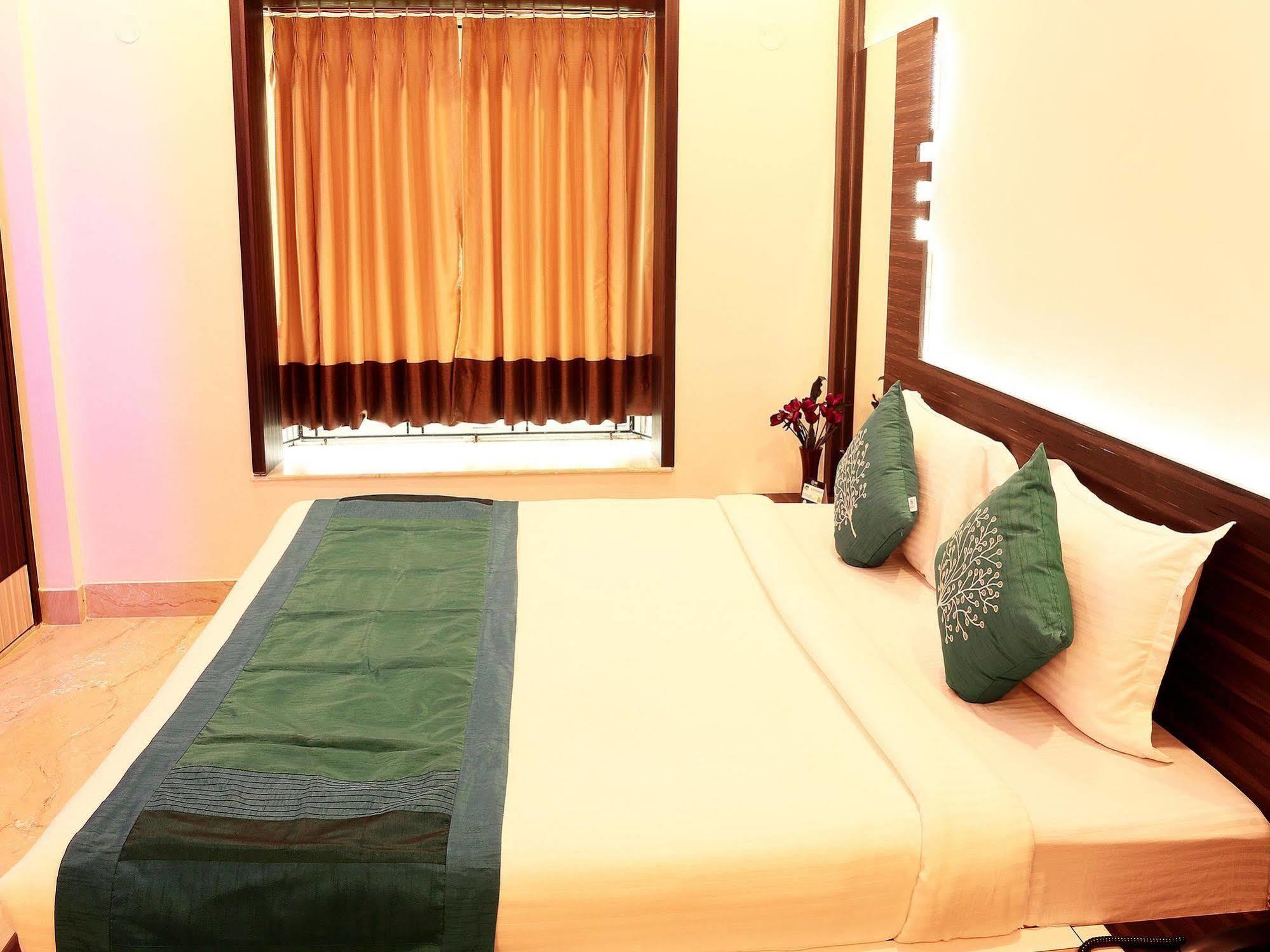 Hotel Narayani Enclave Kolkata Bagian luar foto